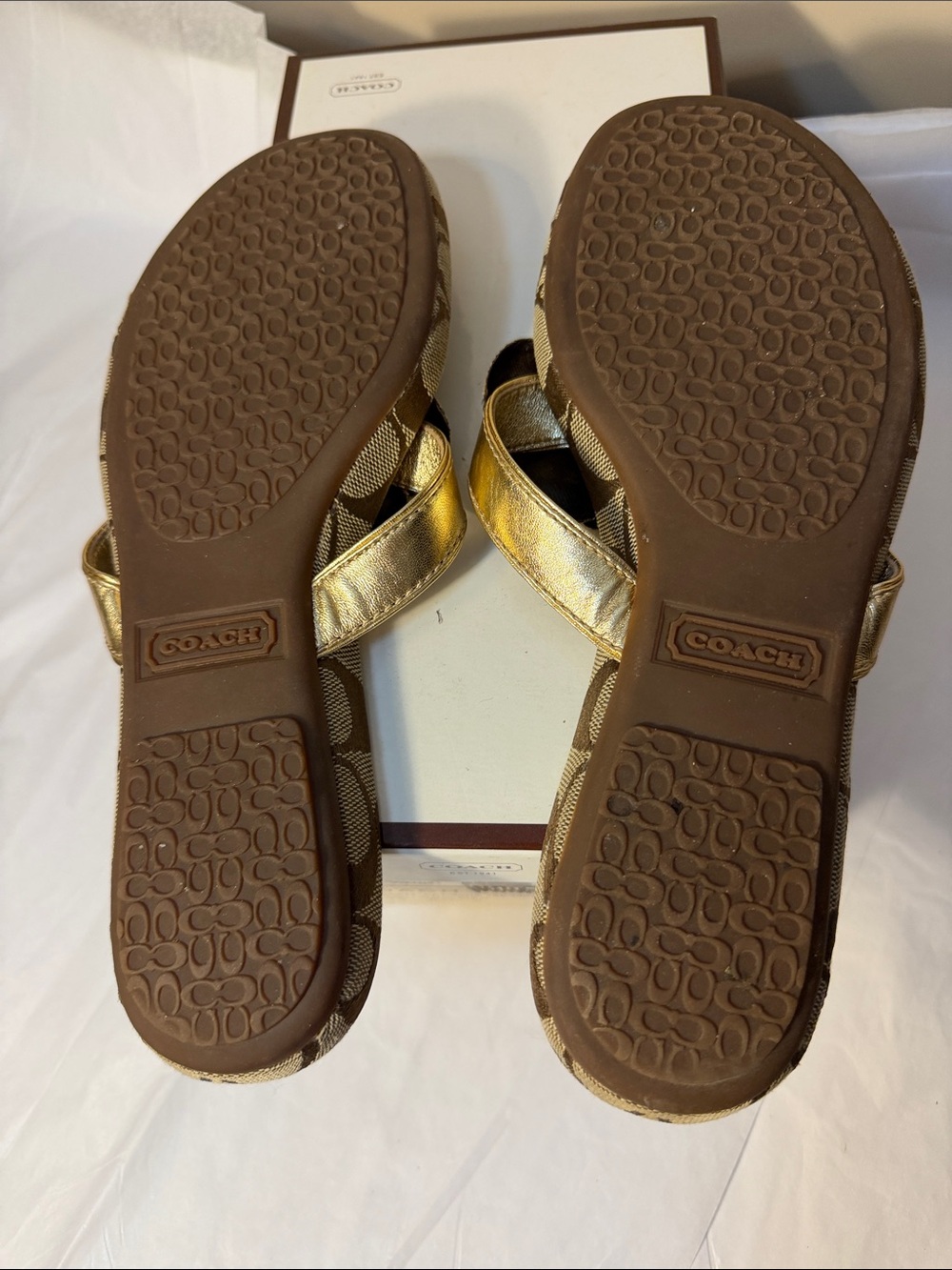 Coach Brown Signature Floral Thong Sandals -406 - Picture 8 of 8